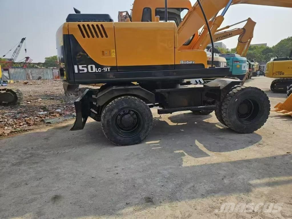 Hyundai HW 150 Excavatoare cu roti