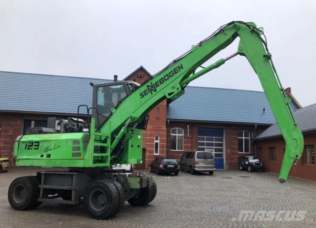 Sennebogen 723 Incarcator pe pneuri