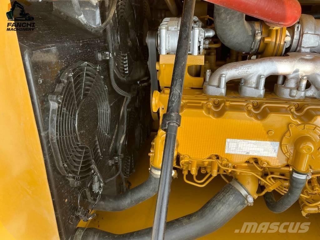CAT 323 Excavatoare pe șenile
