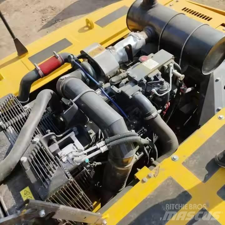 Komatsu PC 350 Excavatoare pe șenile
