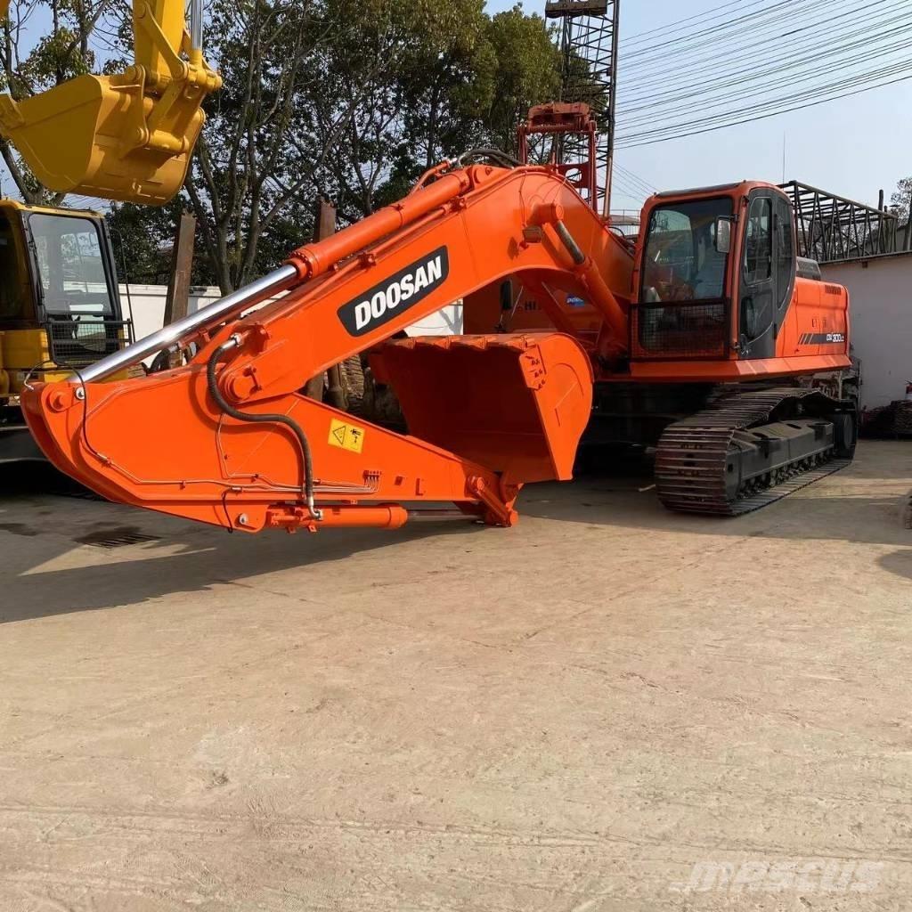 Doosan DX 300 LC Excavatoare pe șenile
