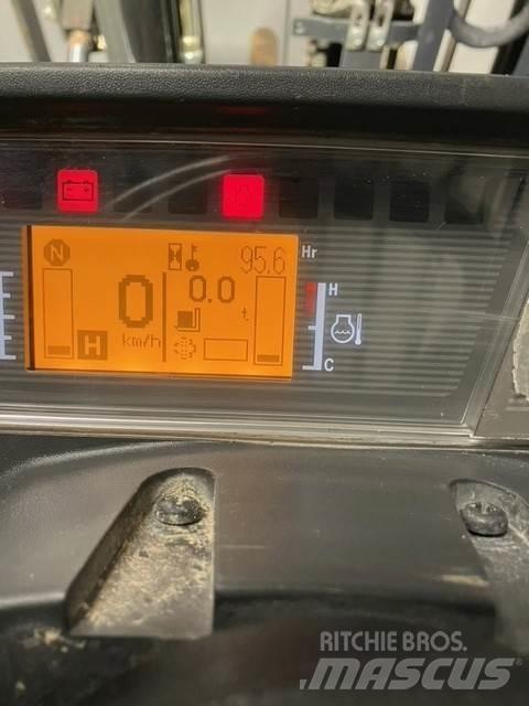 Mitsubishi FD25N3 Stivuitor diesel