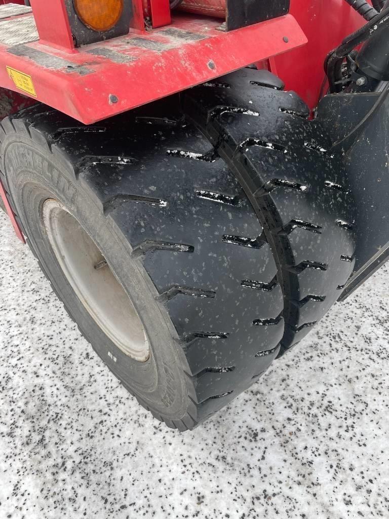 Kalmar DCG120-6 Stivuitor diesel