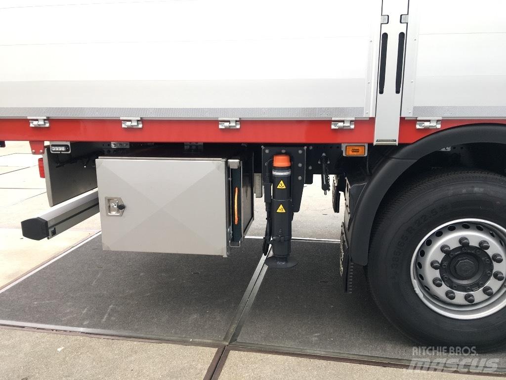 Scania R 500 LB Camioane cu macara