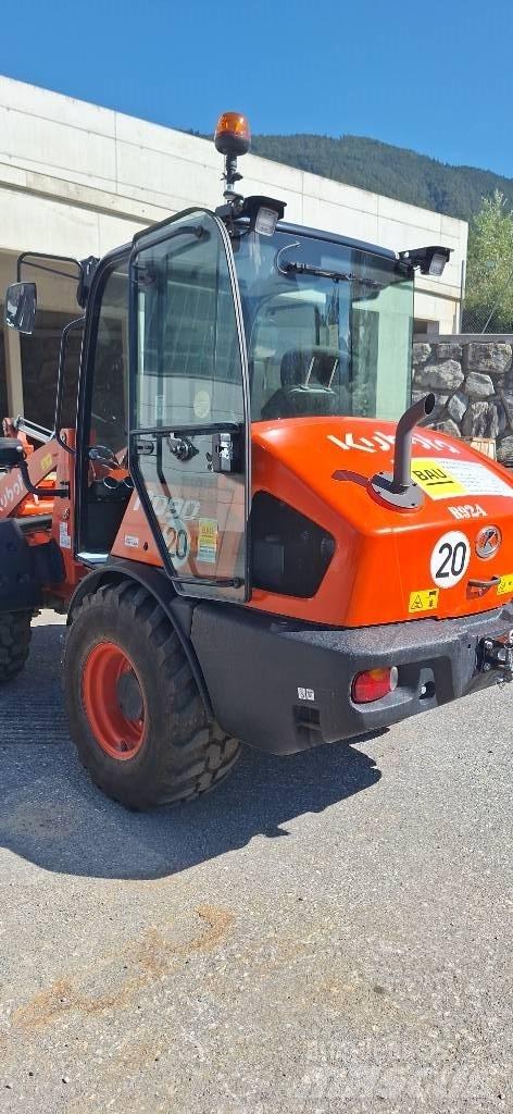 Kubota R 090 Incarcator pe pneuri