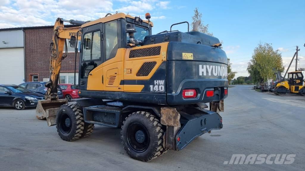 Hyundai HW 140 Excavatoare cu roti