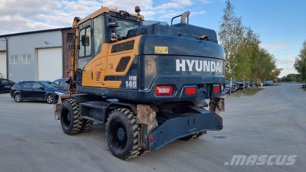 Hyundai HW 140 Excavatoare cu roti