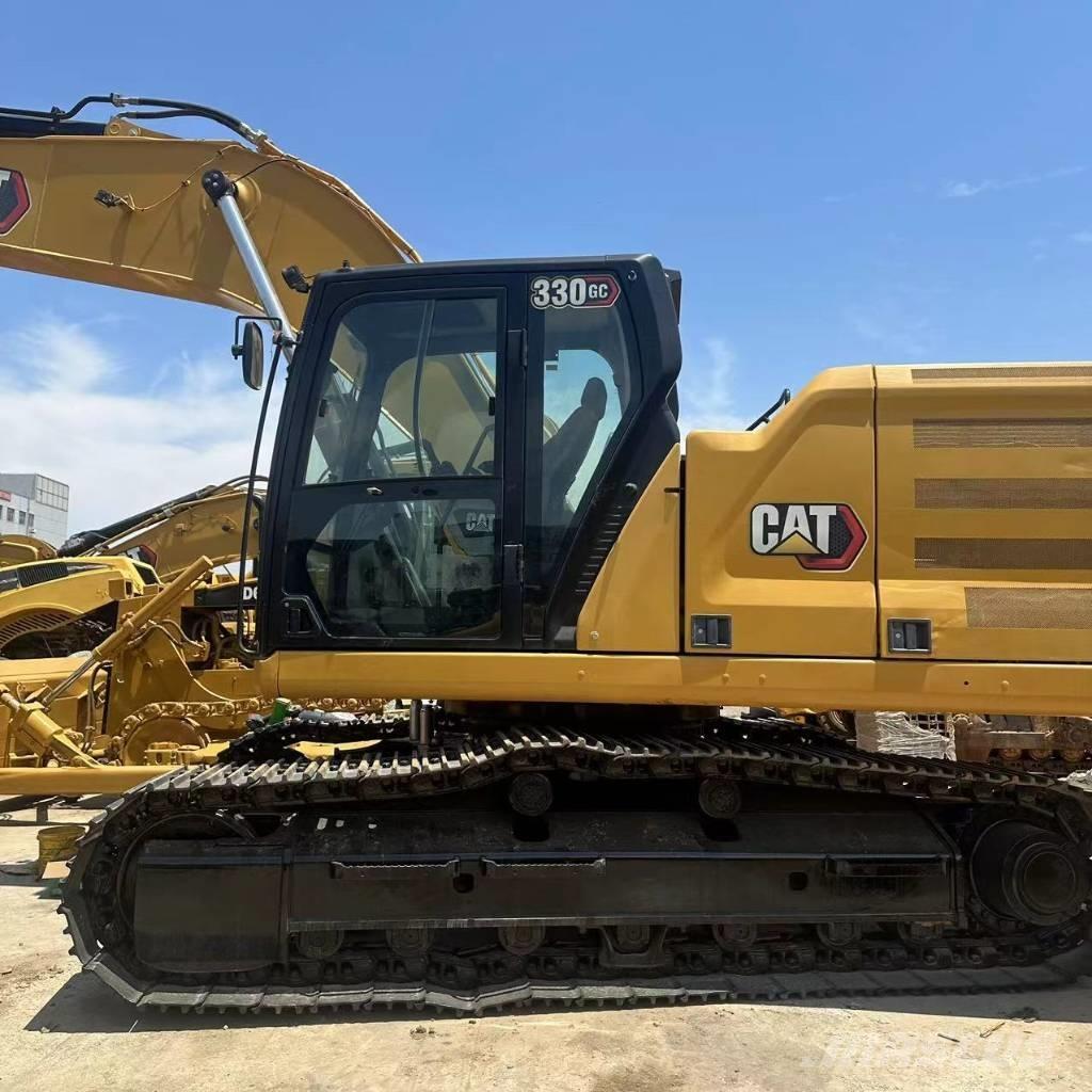 CAT 330 Excavatoare pe șenile
