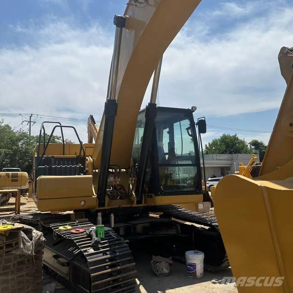 CAT 330 Excavatoare pe șenile
