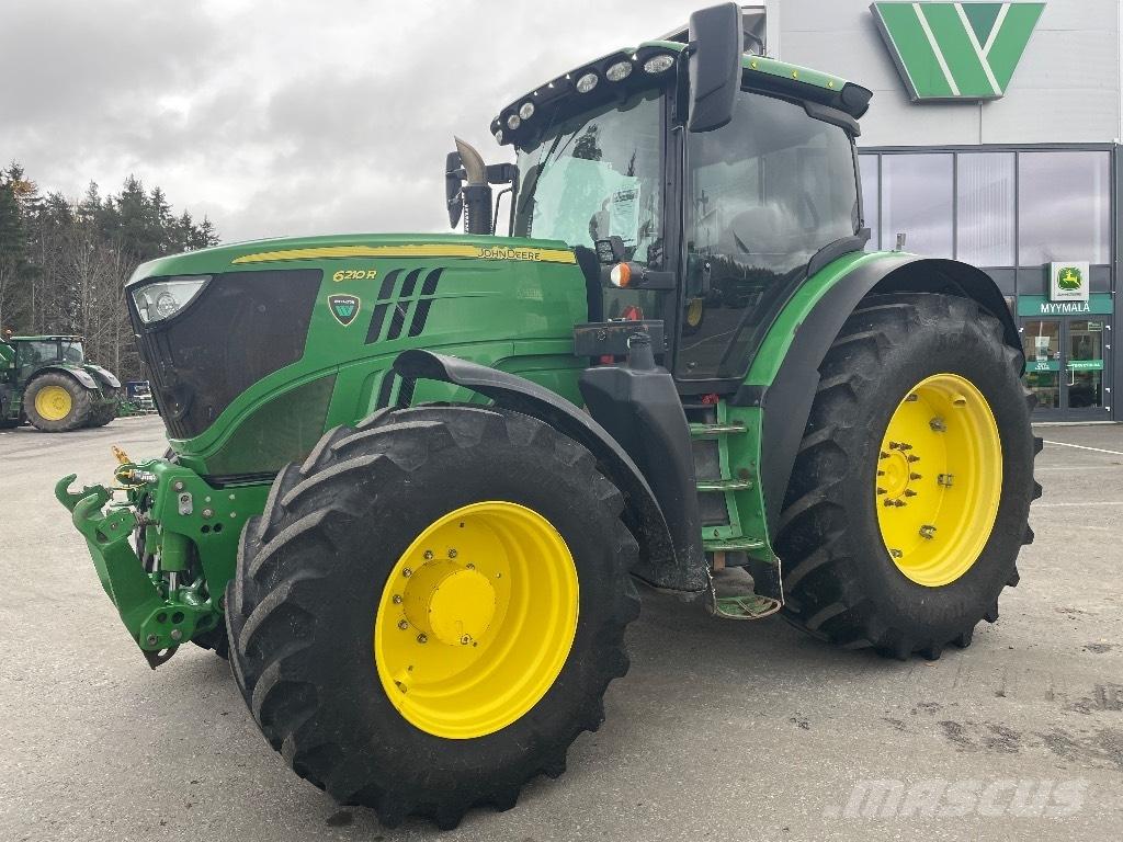 John Deere 6210 R Tractoare