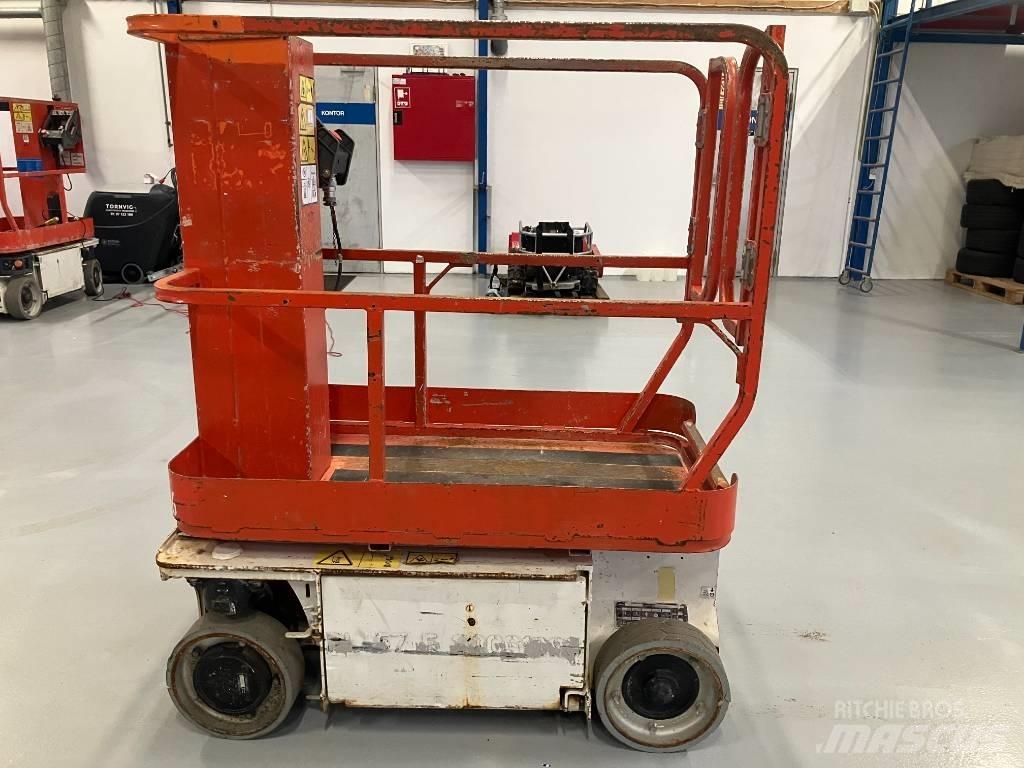 JLG 1230 ES Ascensoare verticale catarg