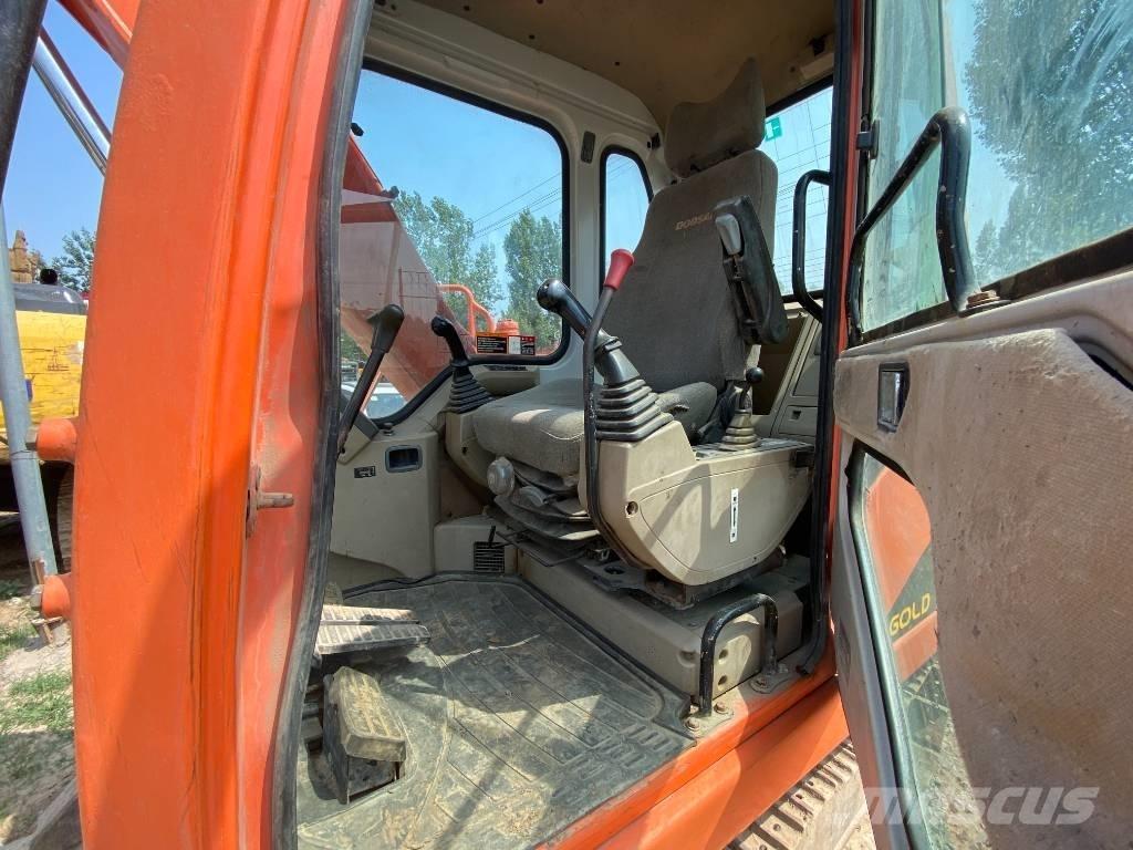 Doosan DH80 Excavatoare pe șenile
