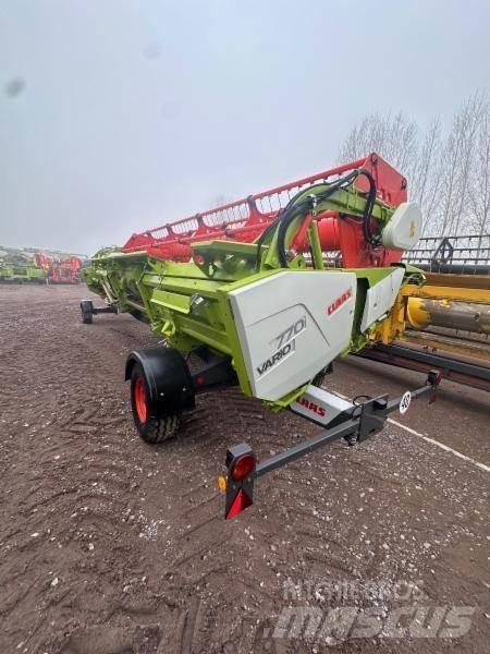 CLAAS TRION 530 Combine de secerat