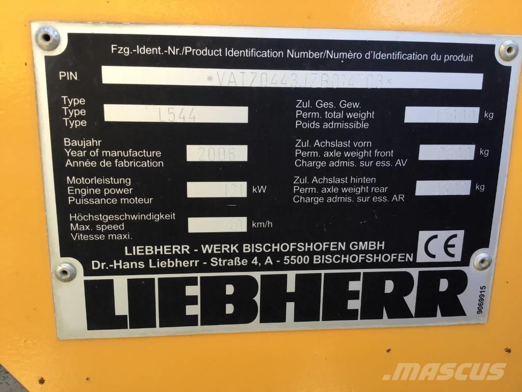 Liebherr L 544 Incarcator pe pneuri