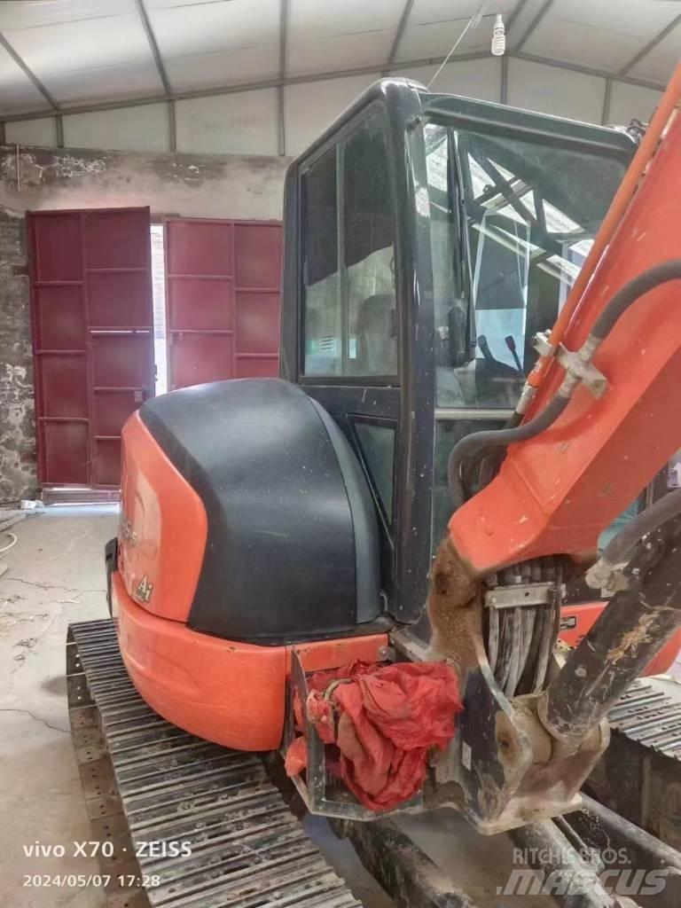 Kubota KX 155-5 Excavatoare pe șenile
