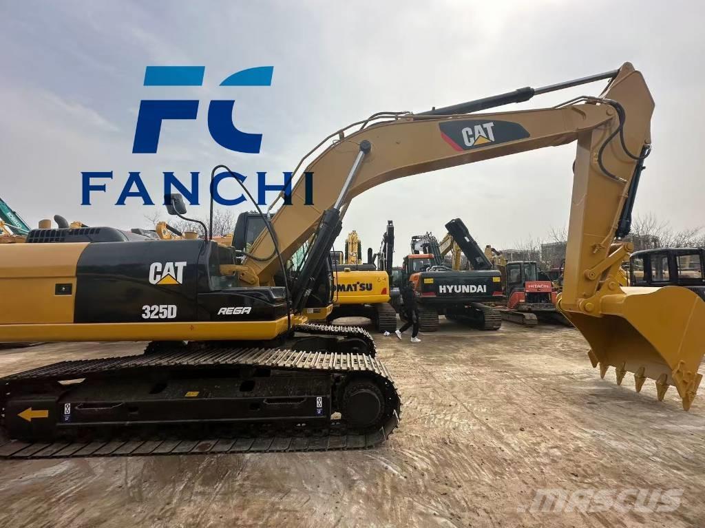 CAT 325 D Excavatoare pe șenile
