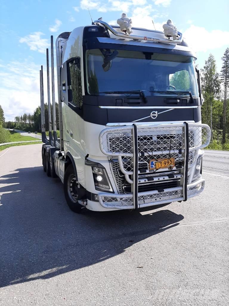 Volvo FH 16 Camion pentru lemne