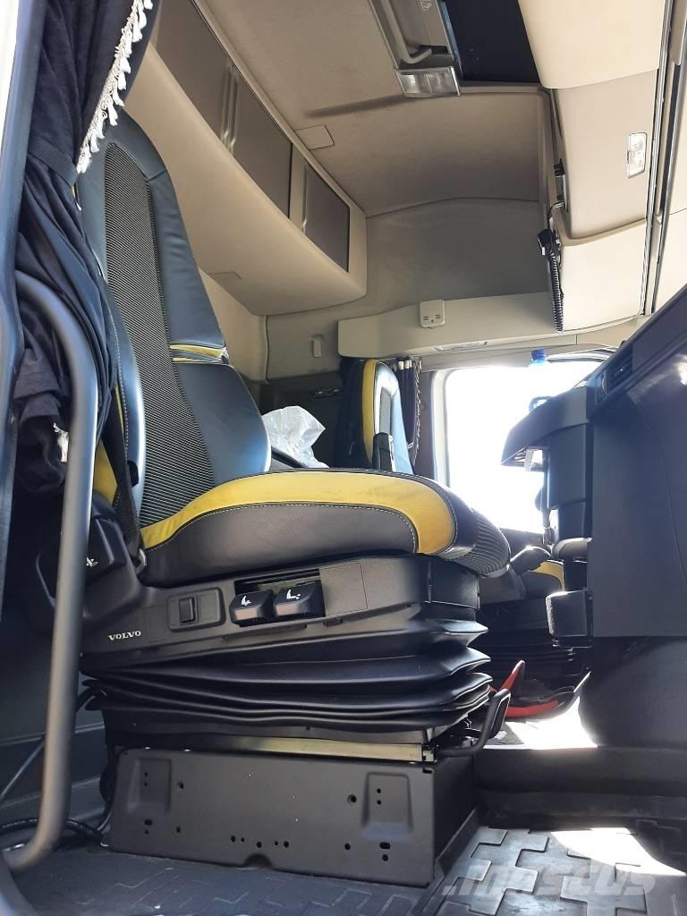 Volvo FH 16 Camion pentru lemne