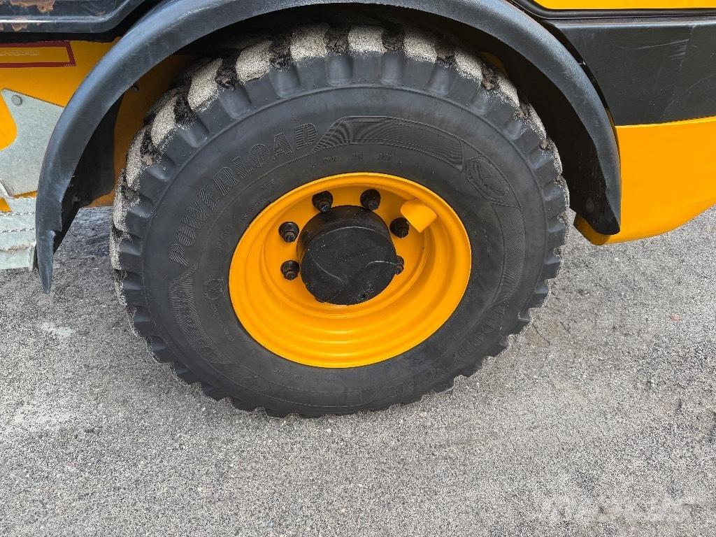 JCB 407 Incarcator pe pneuri