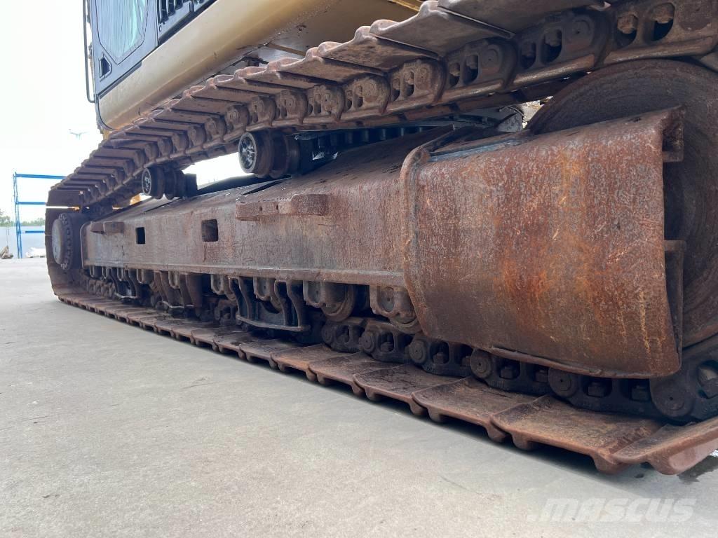 CAT 330F L Excavatoare pe șenile
