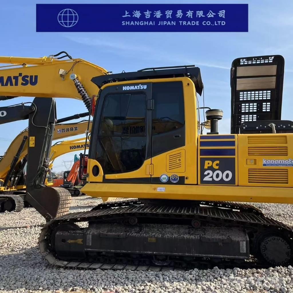 Komatsu PC 200-8 Excavatoare pe șenile
