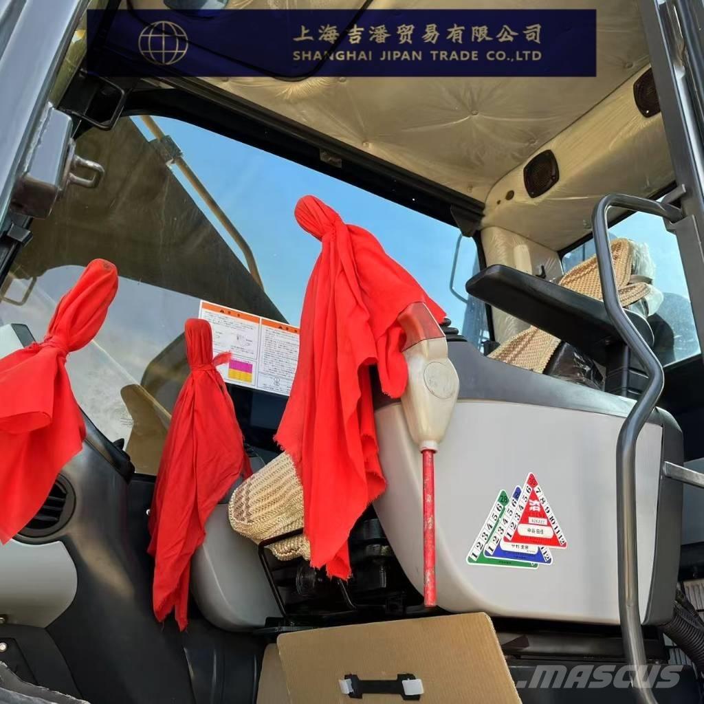 Komatsu PC 200-8 Excavatoare pe șenile
