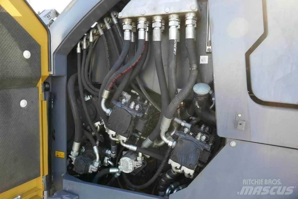 Dynapac SD 2550 CS Pavatoare asfalt