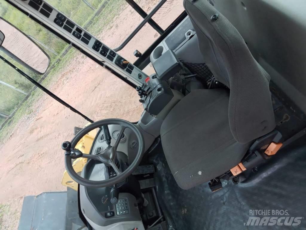 Volvo L90F Incarcator pe pneuri