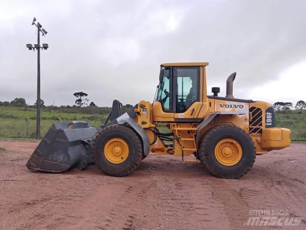 Volvo L90F Incarcator pe pneuri