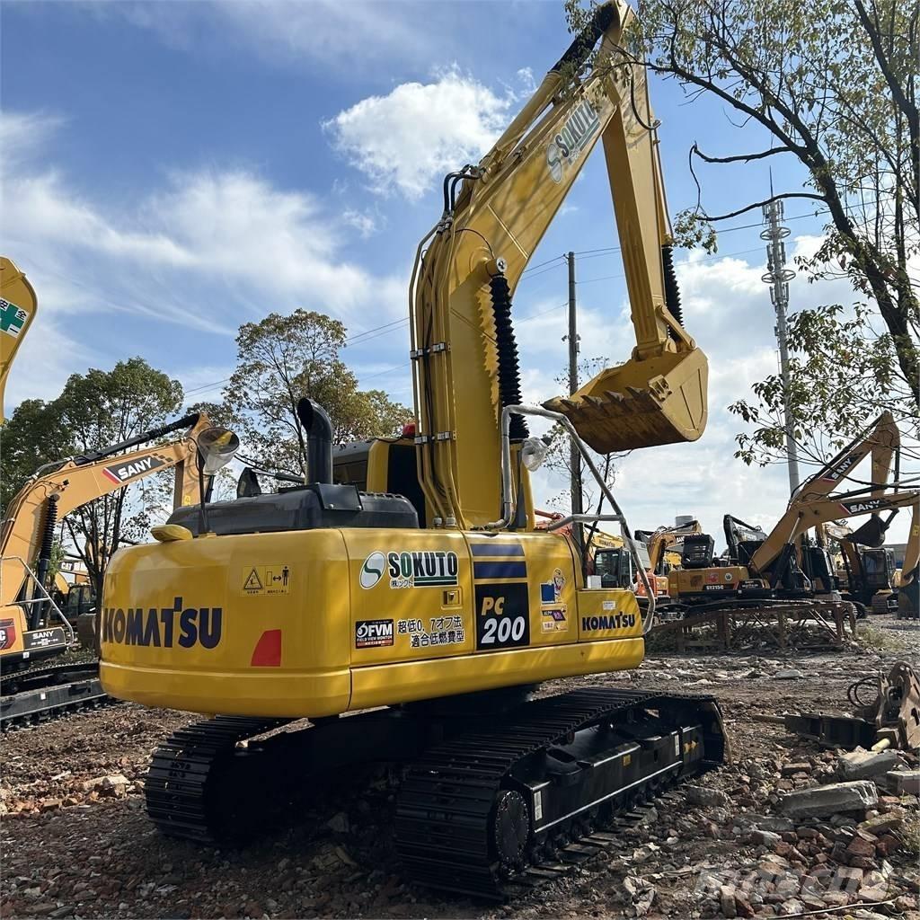 Komatsu PC200-8MO Excavatoare pe șenile
