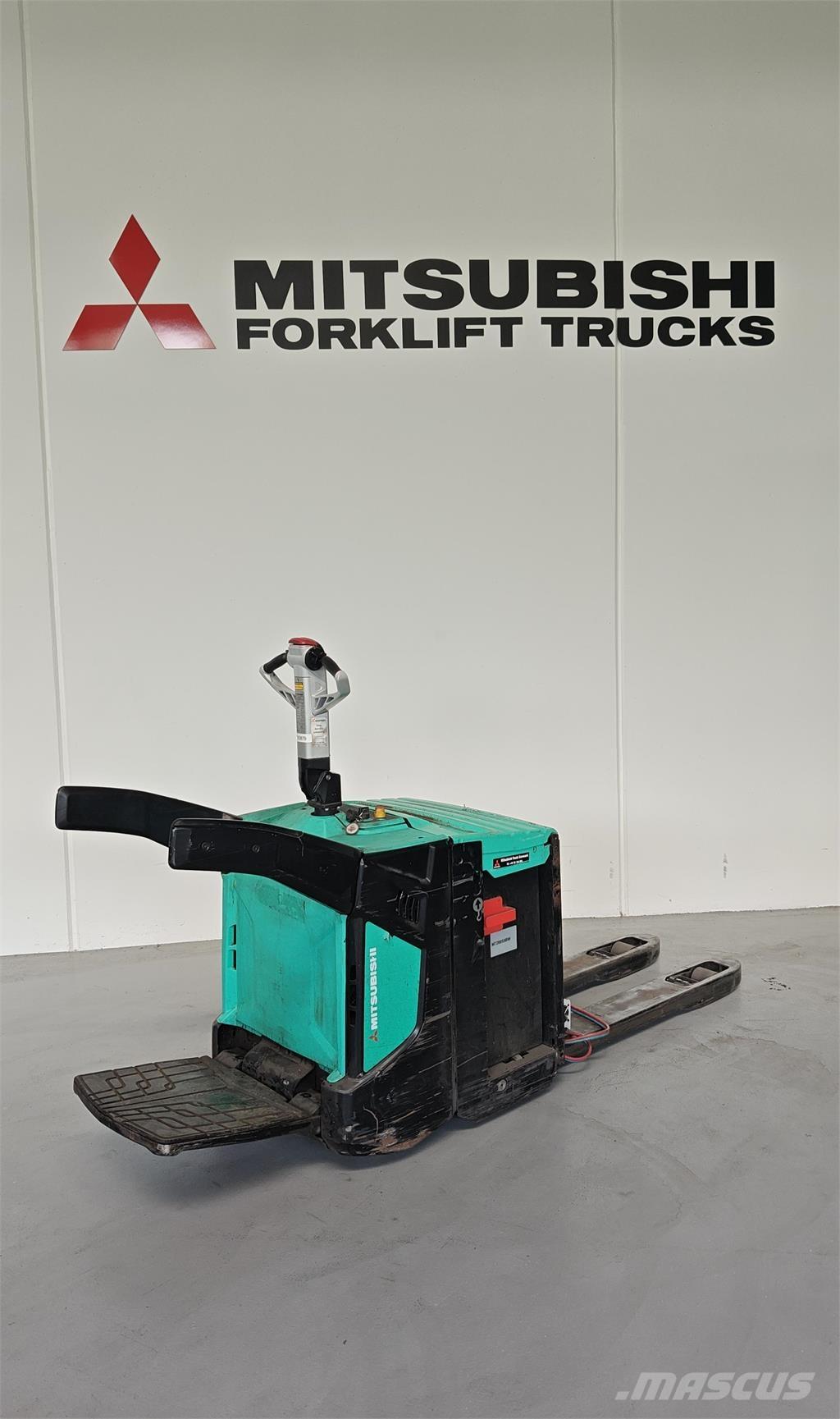 Mitsubishi PBV20N2 Camioane cu platforma