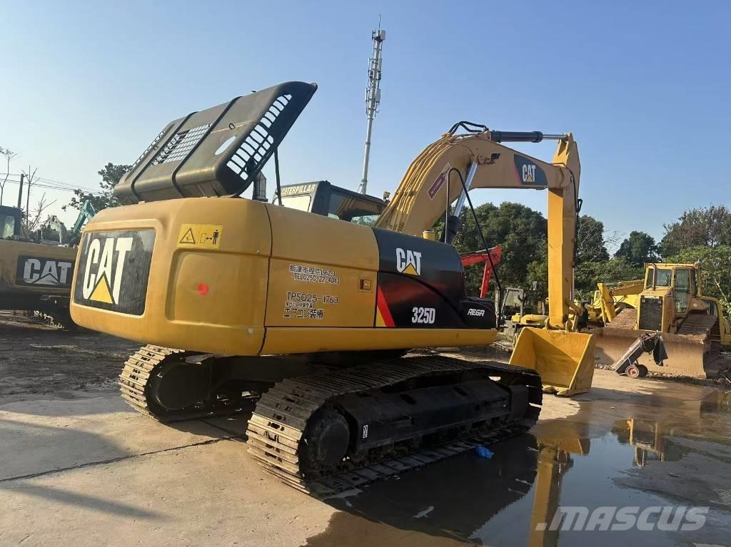 CAT 325 D L Excavatoare pe șenile

