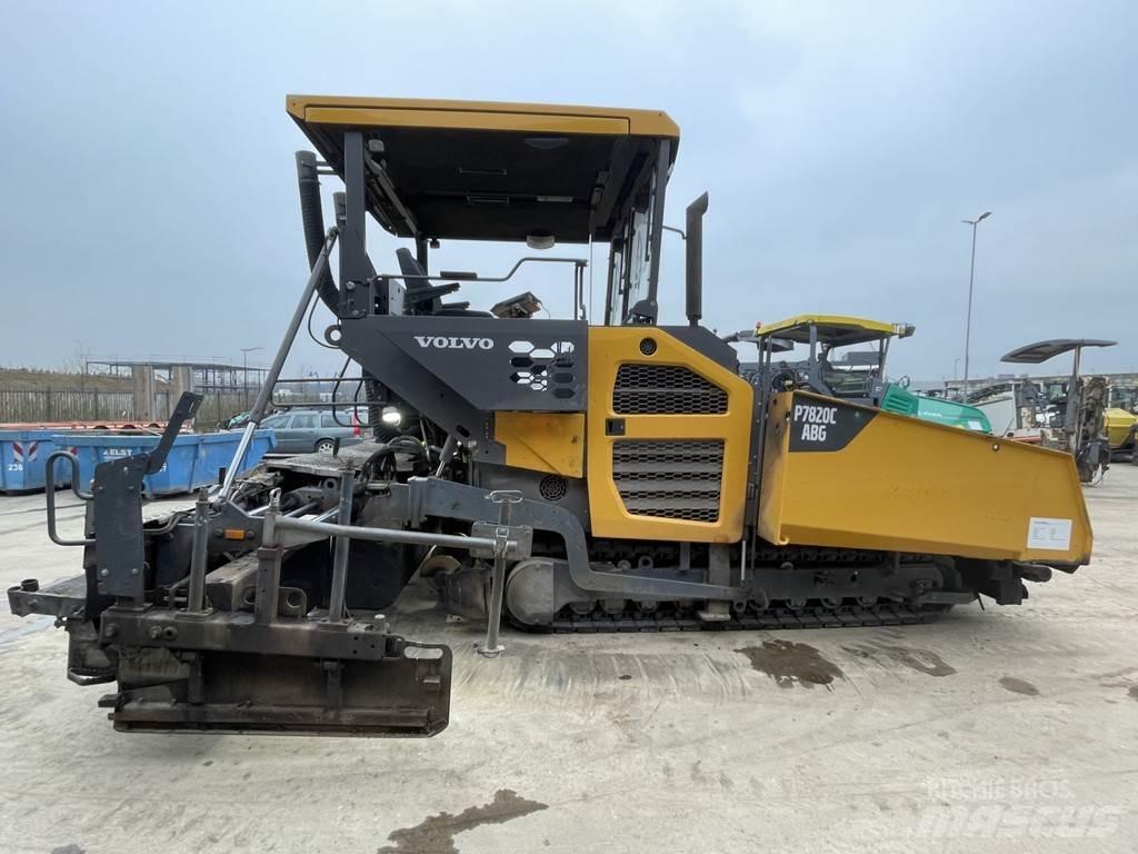 Volvo P7820C Pavatoare asfalt