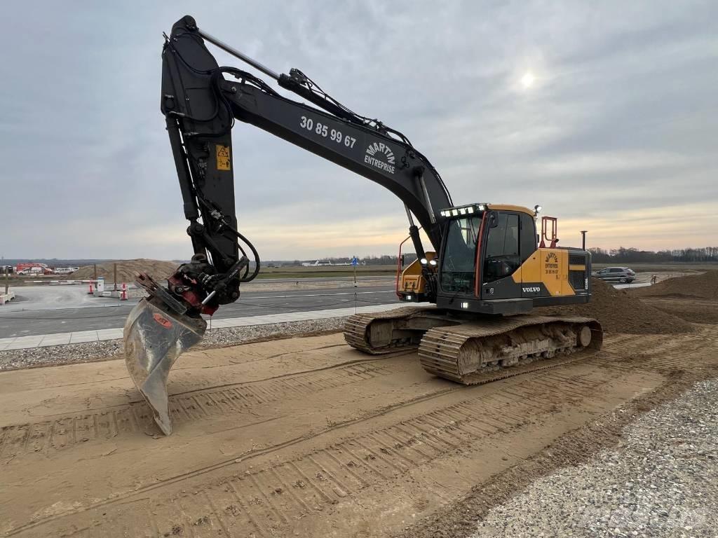 Volvo EC220EL Excavatoare pe șenile
