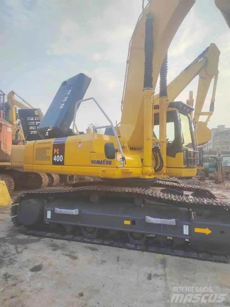 Komatsu PC 400-7 Excavatoare pe șenile
