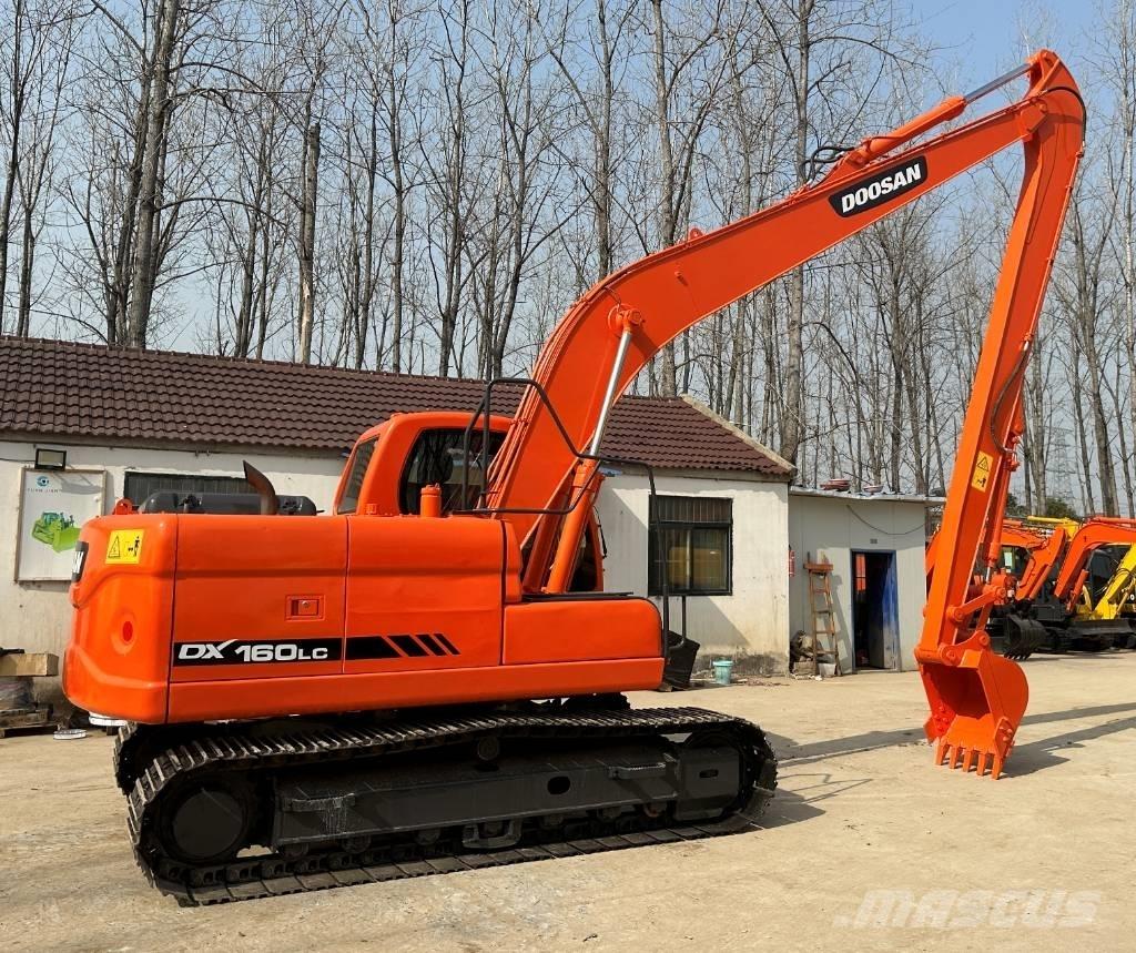 Doosan DX160LC Excavatoare pe șenile
