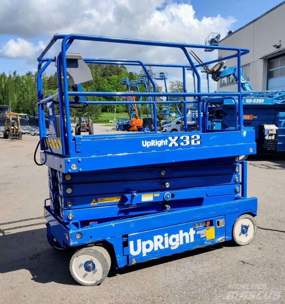 UpRight X32N Platforme foarfeca