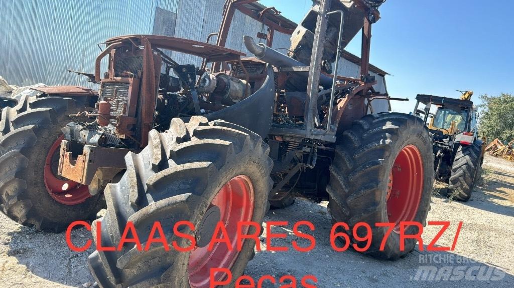 CLAAS Ares 697 ATZ Tractoare