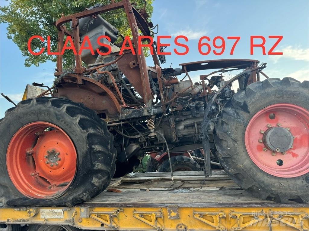 CLAAS Ares 697 ATZ Tractoare