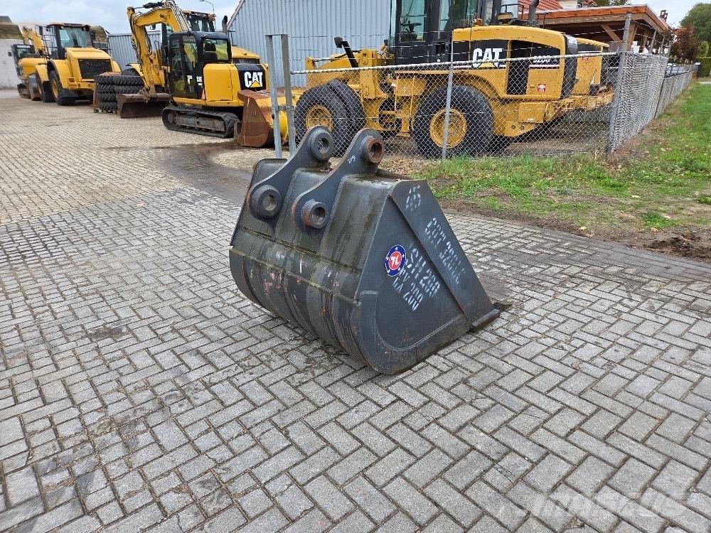 TL Volvo Bucket Pistoane