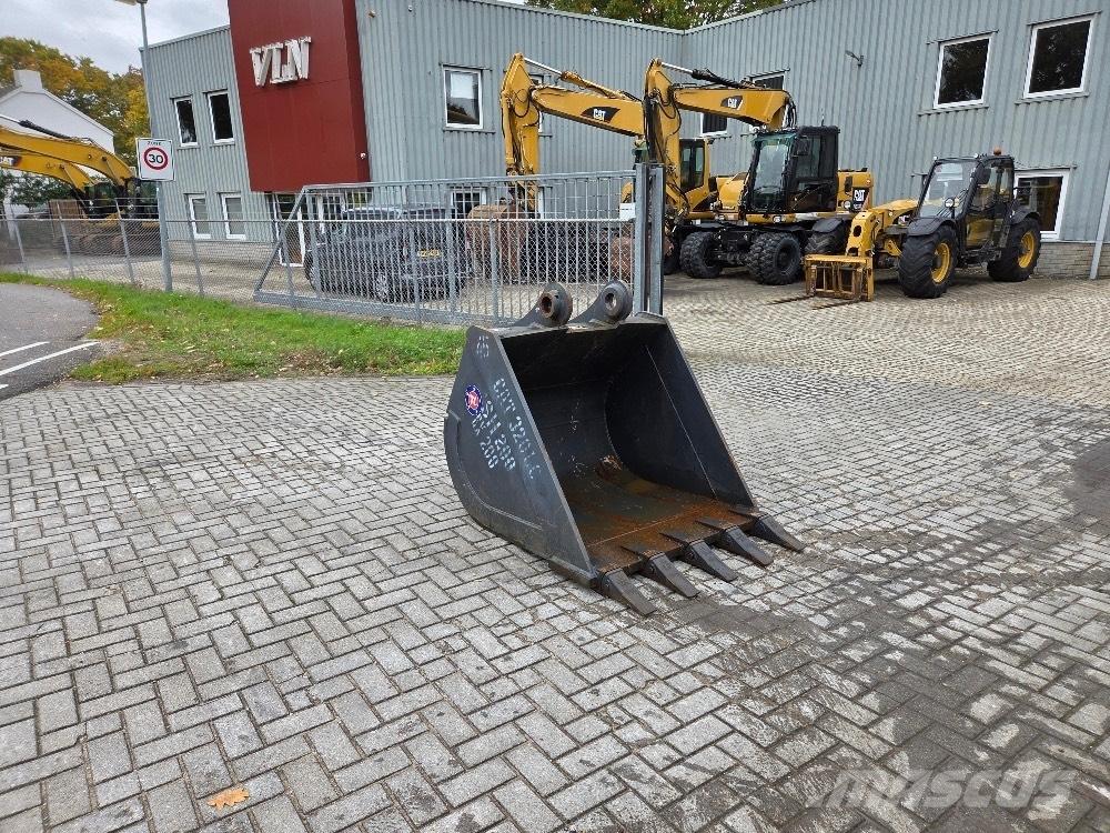 TL Volvo Bucket Pistoane