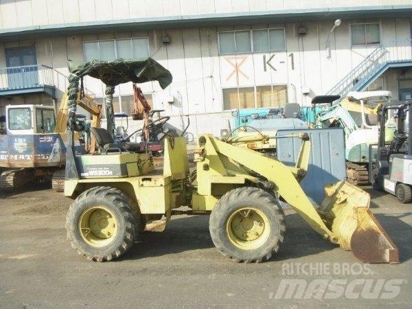 Mitsubishi WS300A Incarcator pe pneuri