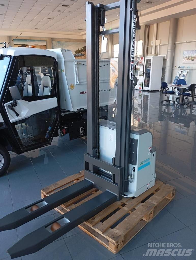 UniCarriers PS 125 Transpaleti autopropulsanti