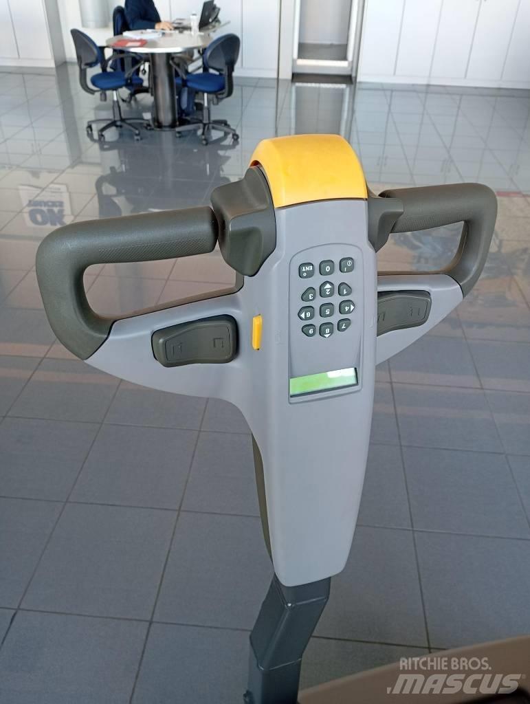 UniCarriers PS 125 Transpaleti autopropulsanti