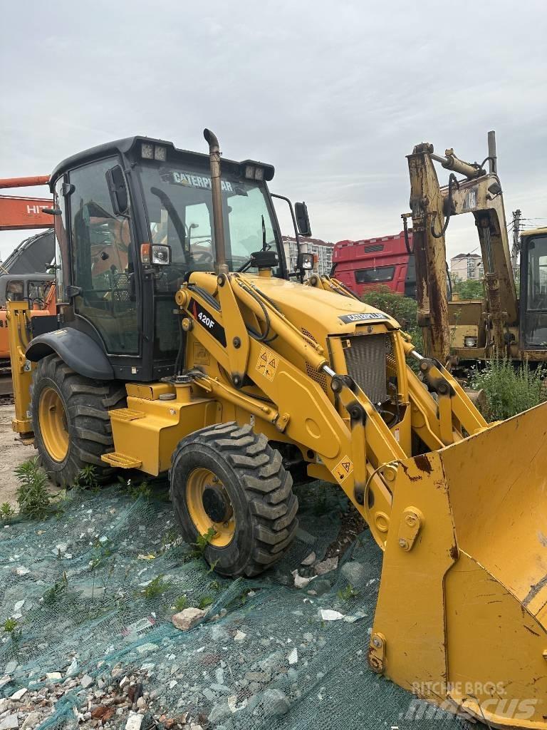 CAT 420 F Buldoexcavatoare