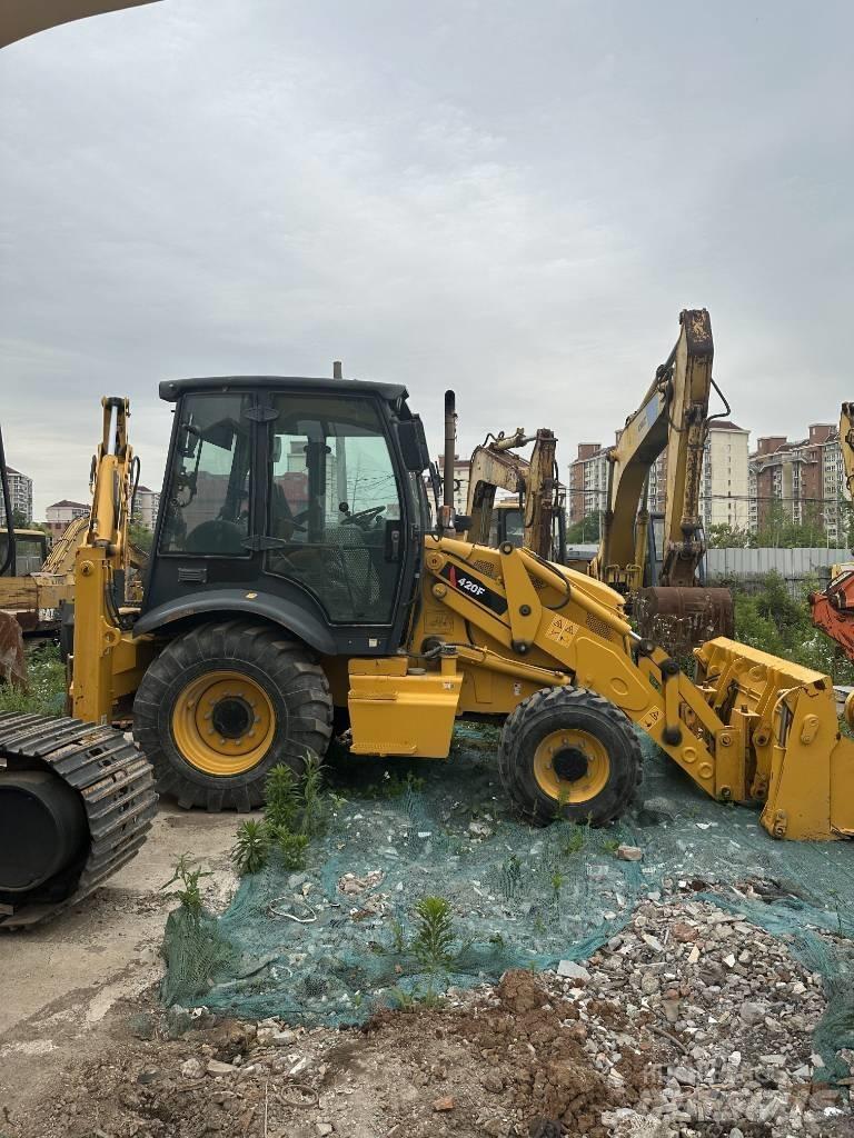 CAT 420 F Buldoexcavatoare