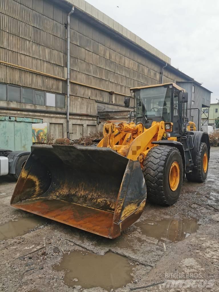 Hyundai HL 760-9 Incarcator pe pneuri