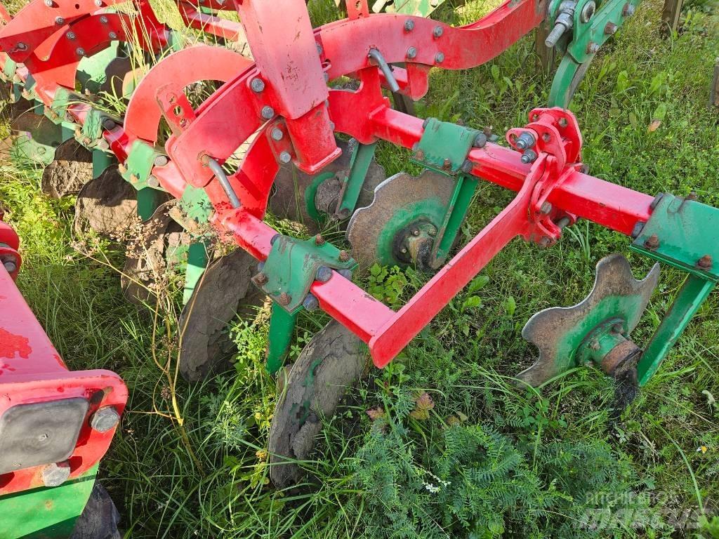 Unia Cross L 300 pluguri pentru dalta