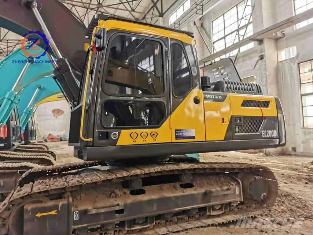 Volvo EC 200 Excavatoare pe șenile
