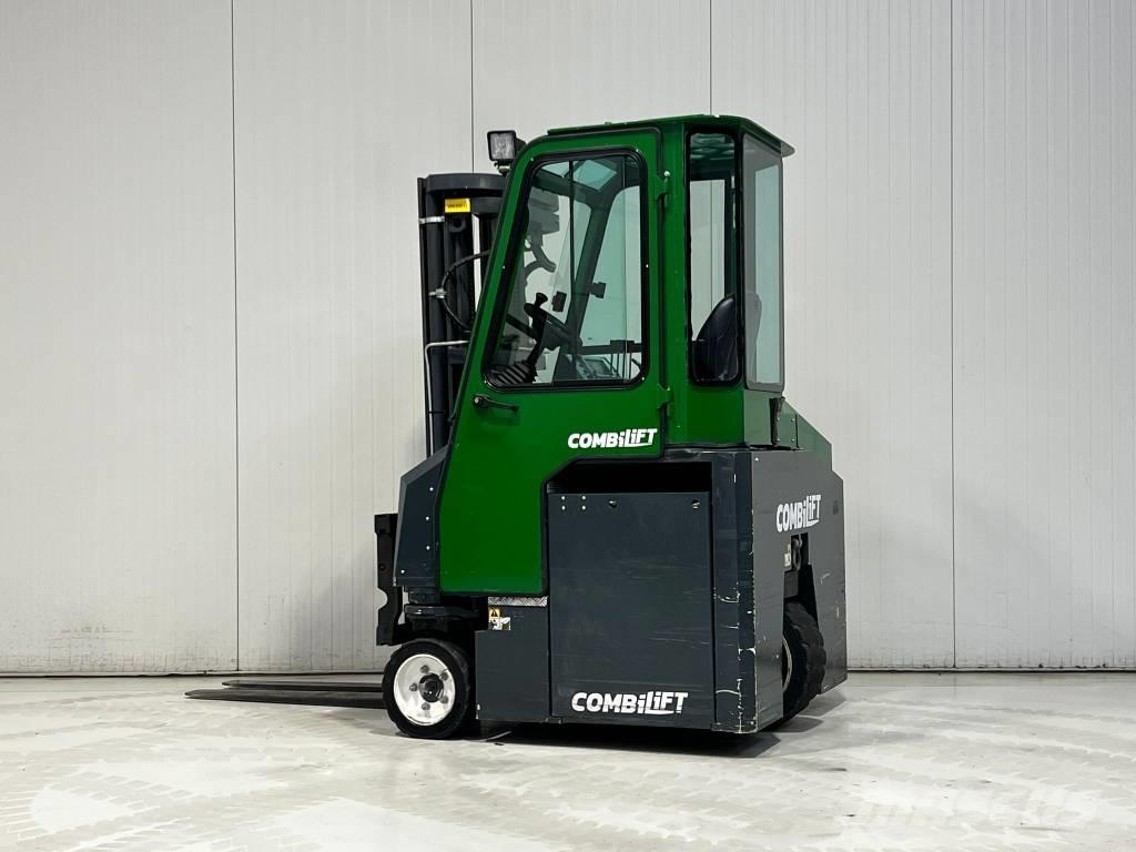 Combilift CBE2500 Stivuitoare cu patru brate
